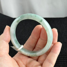 Load image into Gallery viewer, 30859 58.8mm White with Green Florals Jadeite Bangle
