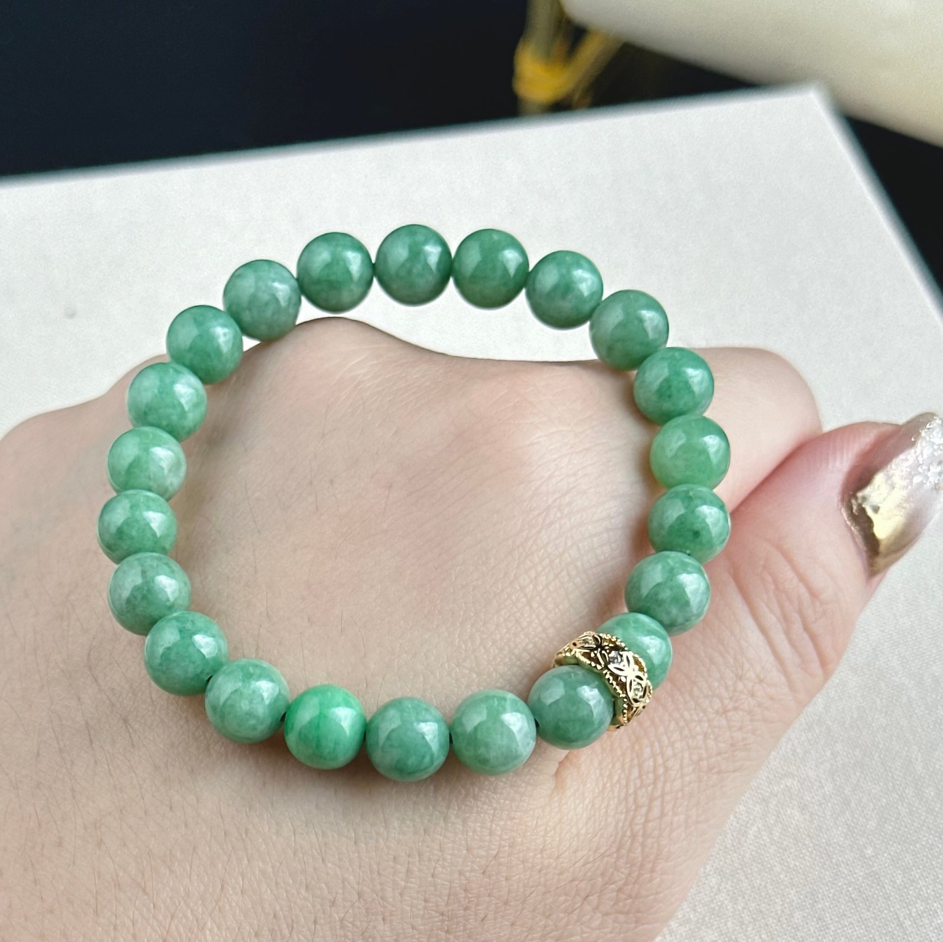 121388 Apple Green Type A Jadeite Beaded Bracelet