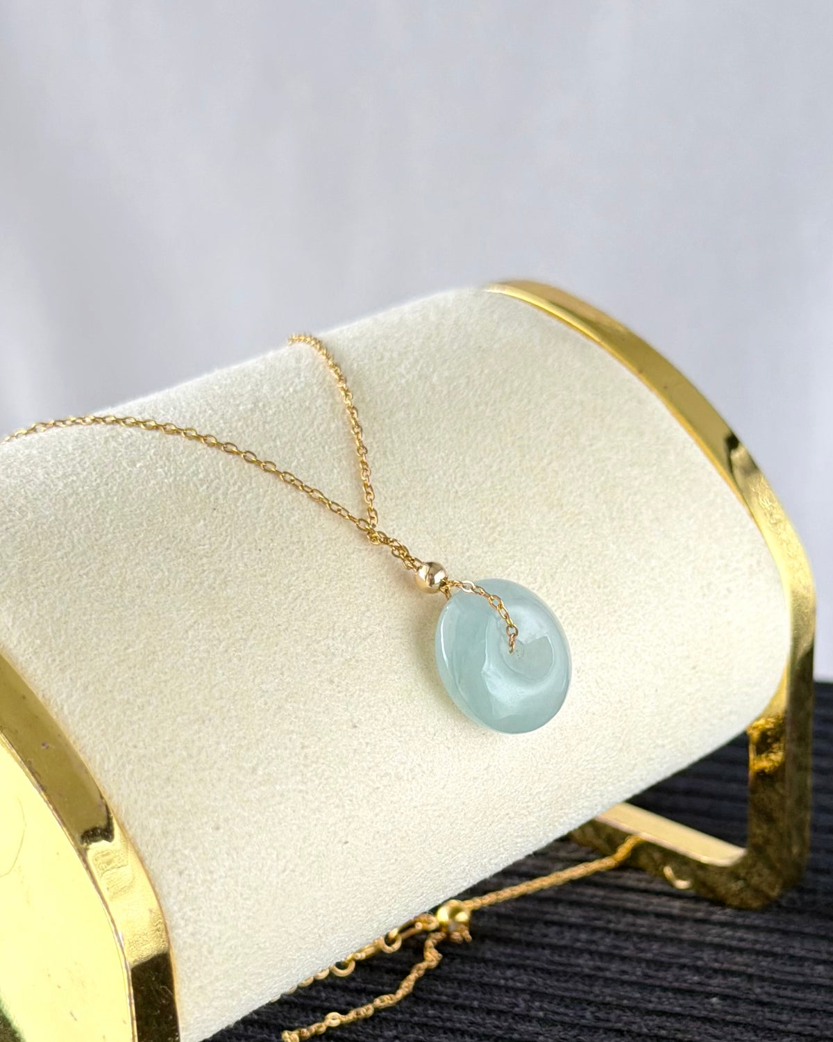 Calm Lake Moon Jadeite Pendant 平湖秋月 (Preview)