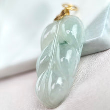 Load image into Gallery viewer, 63988 Highly Translucent Colourless with Green Floral Jade Leaf Pendant
