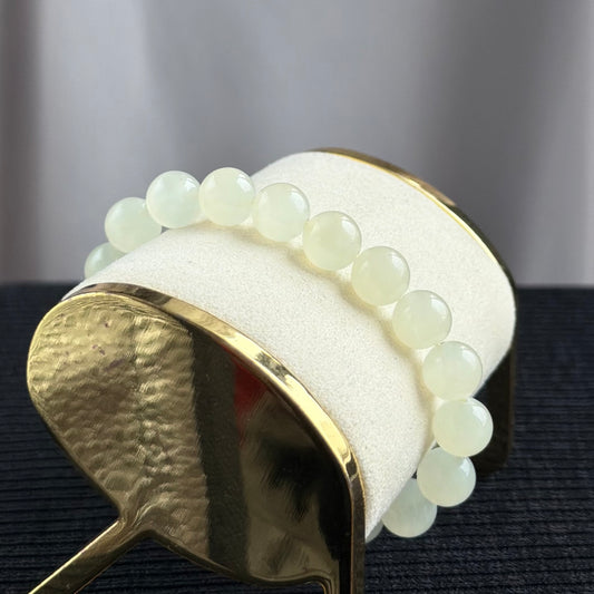 Silk Moon on the Frozen Lake 10.0mm Nephrite Bracelet 凝脂月华