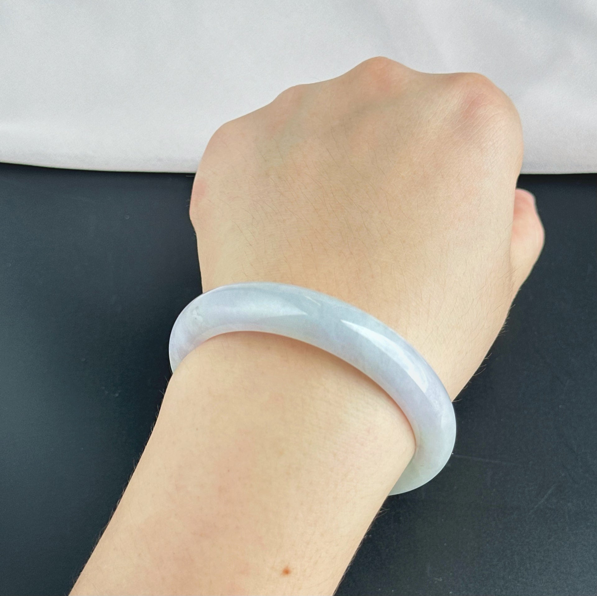 122057 56.7mm Translucent Lavender Purple with Green Florals Jadeite Bangle