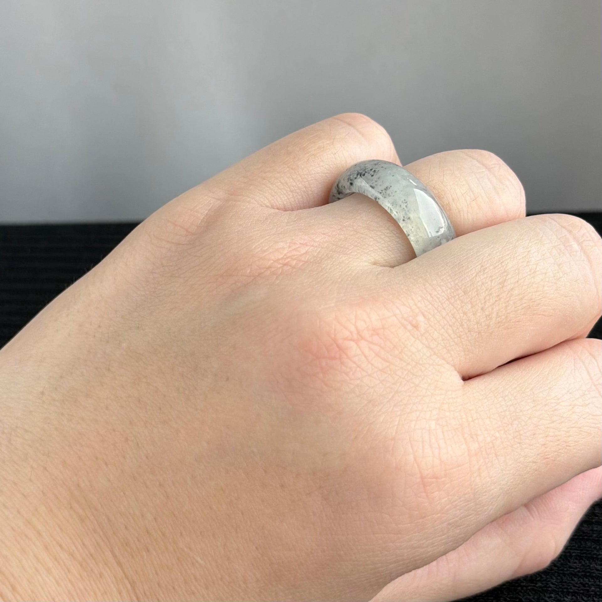 The Stardust Galaxy:  Midnight Mist 20.1mm Jadeite Ring 星辰流光