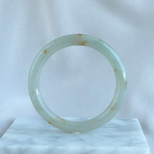 Golden Blossoms on First Snow Jadeite Bangle 54.6mm 雪里金桂
