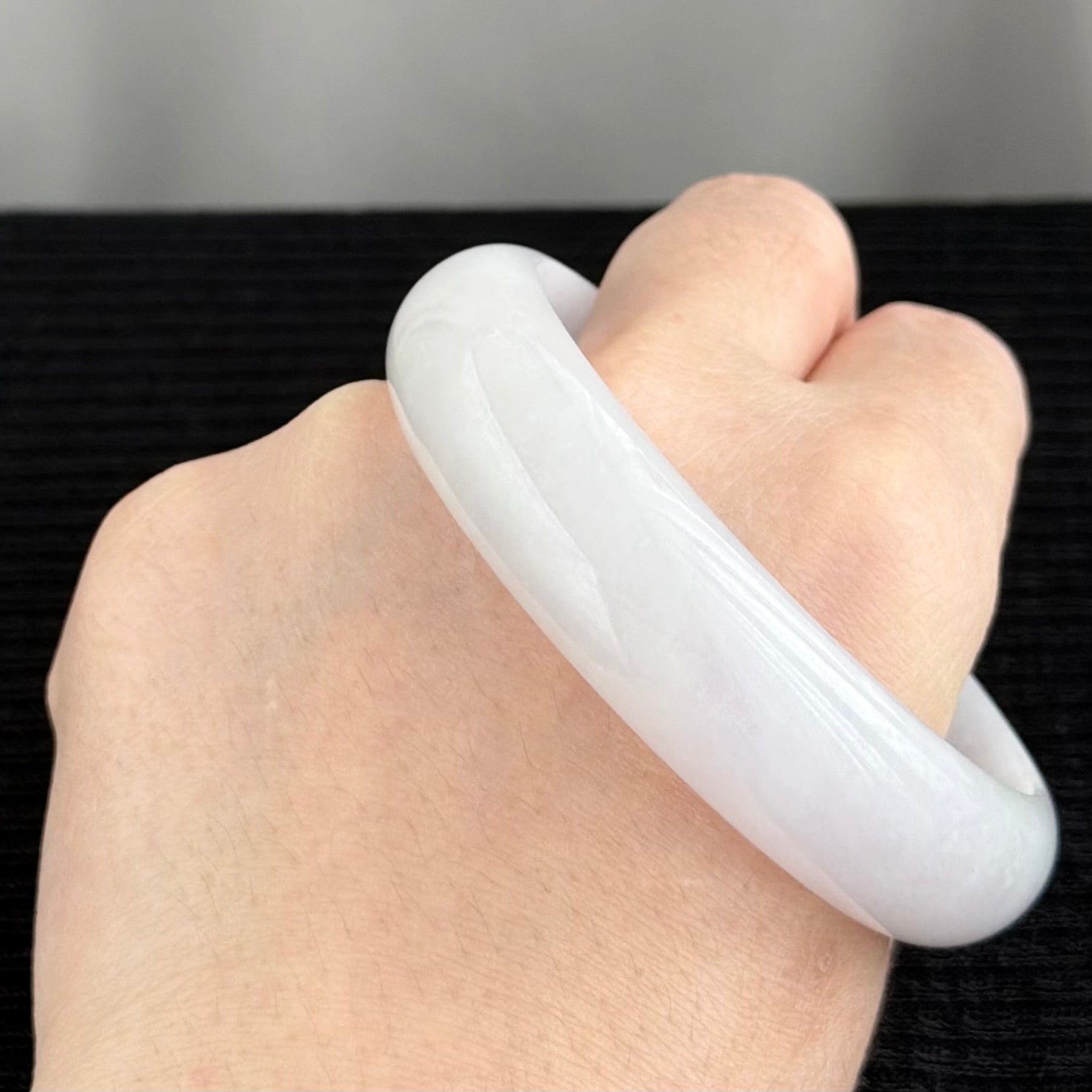 62663 63.3mm Lavender Serenity Jadeite Bangle