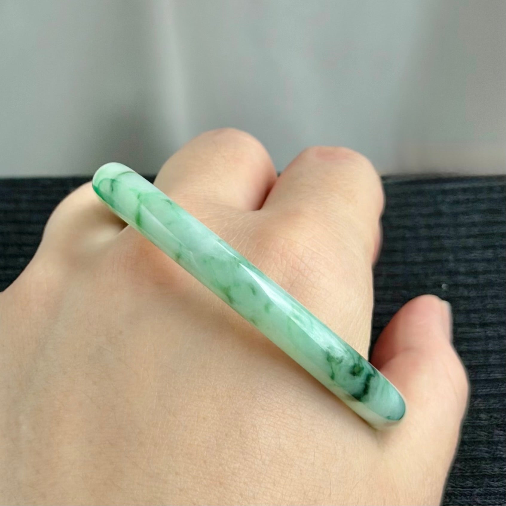 Spring Snow & the Sunlit Sprout Jadeite Bangle 56.2mm 春雪初霁