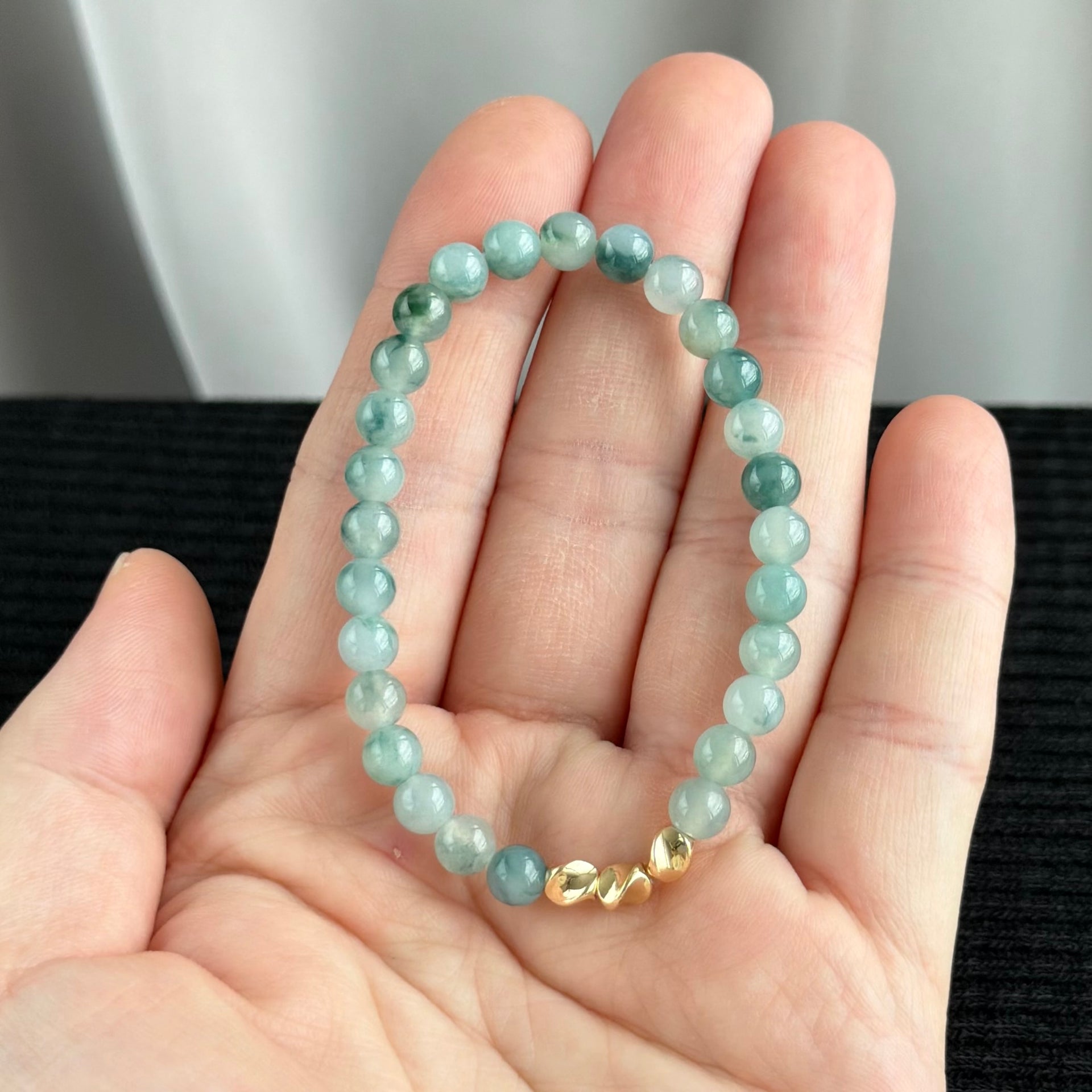 Mosswater Veil 6.0mm Jadeite Bracelet 青苔水纱