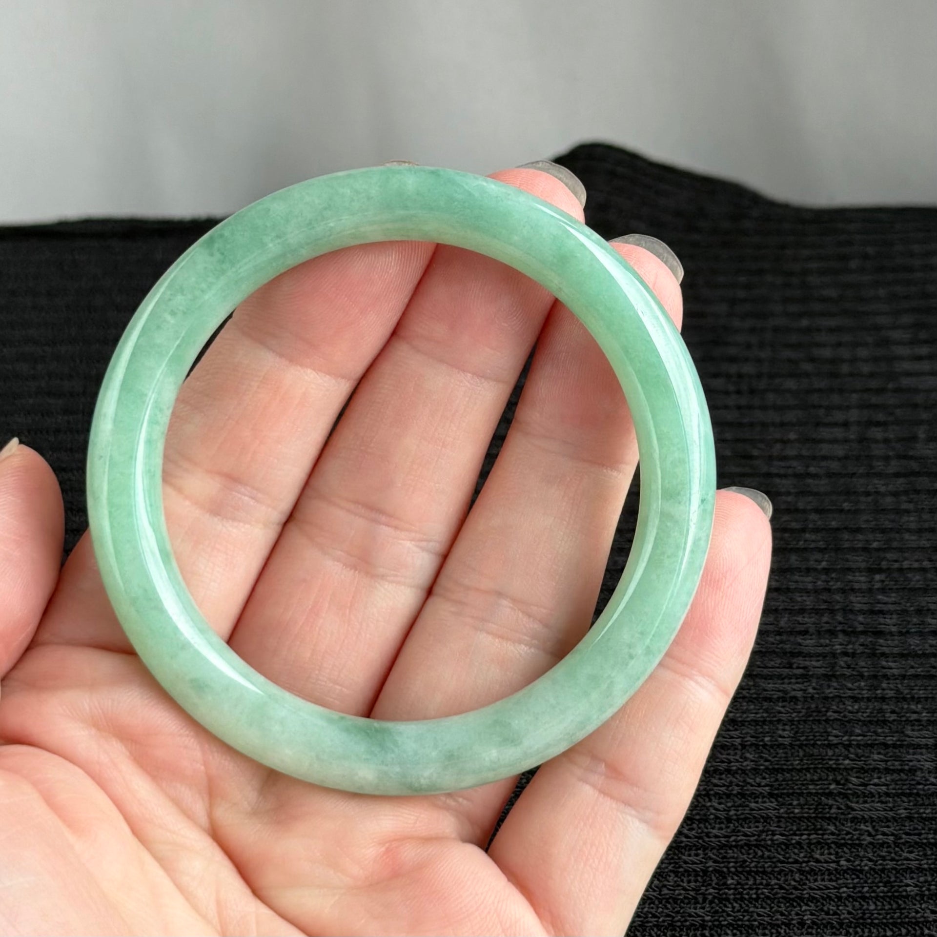 Aegean Sea Mist Jadeite Bangle 56.0mm 琴海轻雾