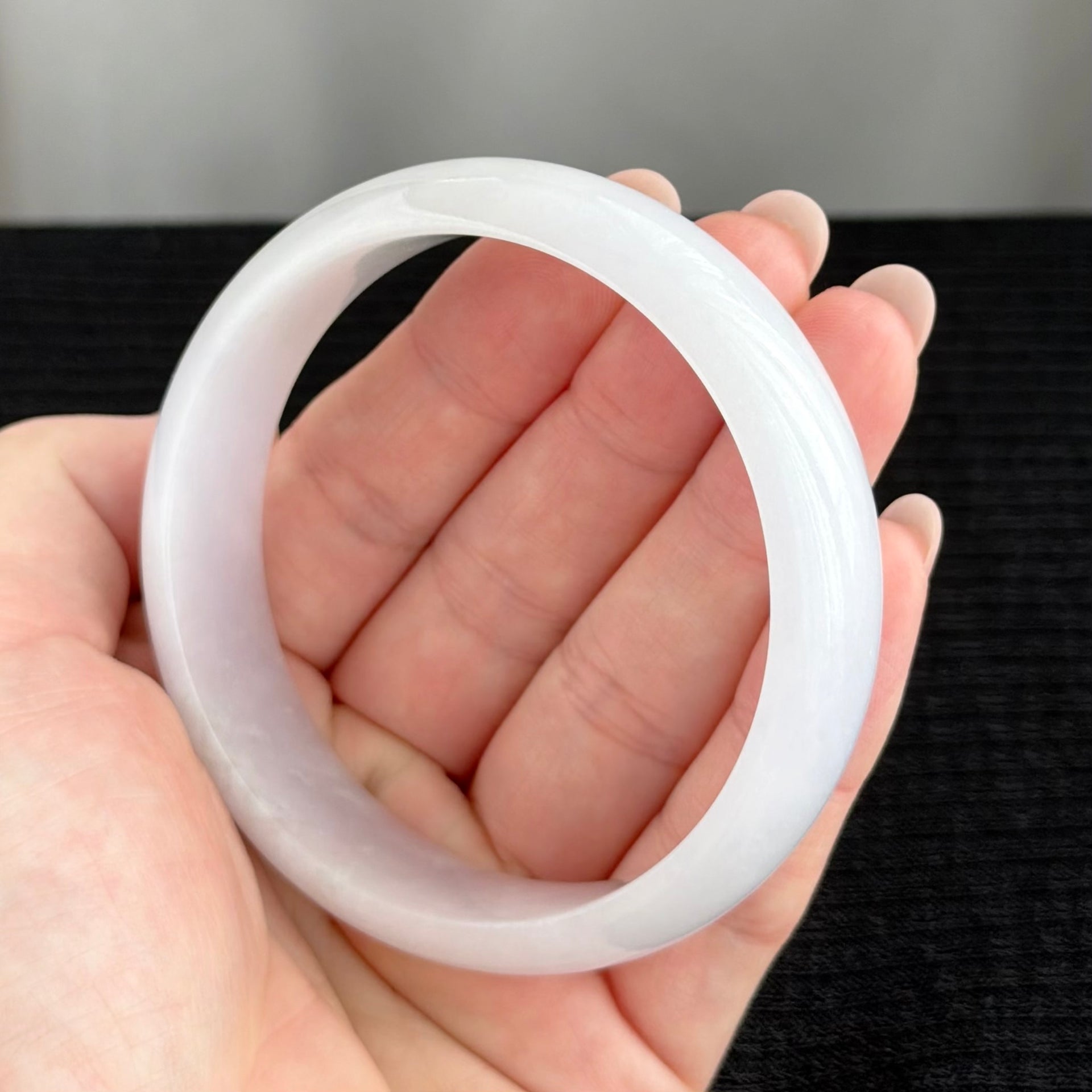 62663 63.3mm Lavender Serenity Jadeite Bangle