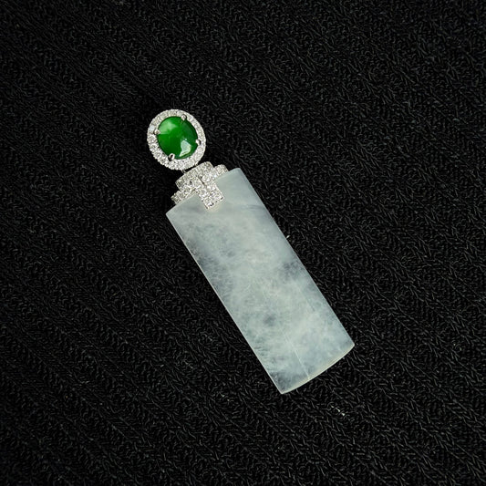 Veil of Light Jadeite Pendant 光之纱