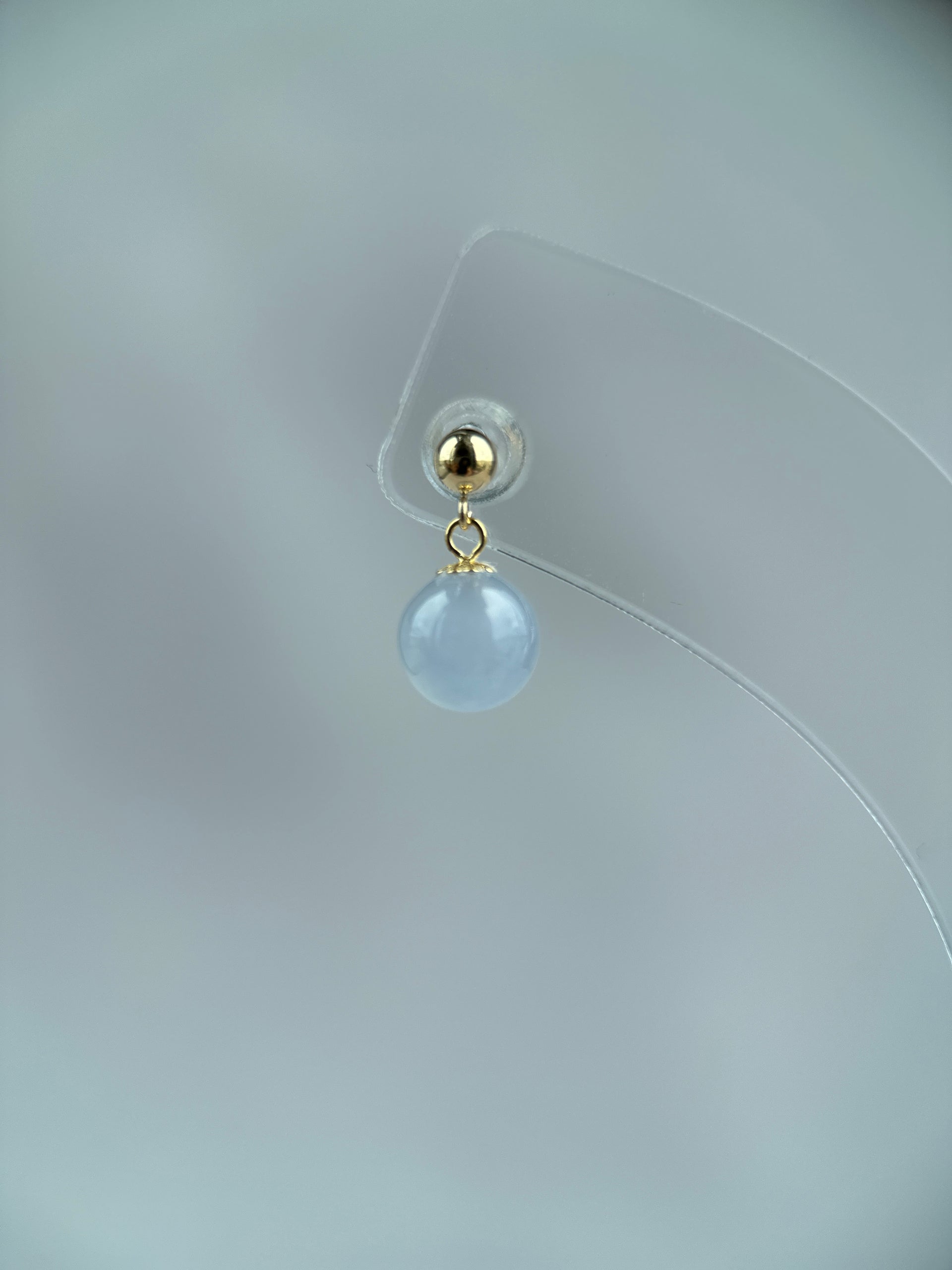 102588 Icy Lavender Purple Jade Bead Earring with 18K Yellow Gold