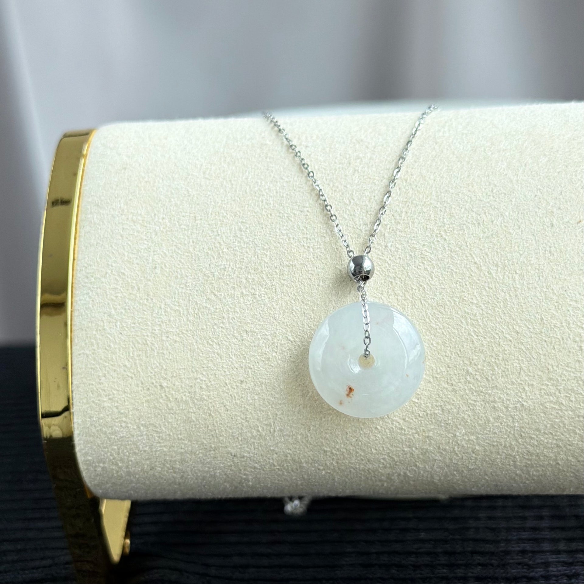 Glow Donut Pendant Collection 晶光平安扣