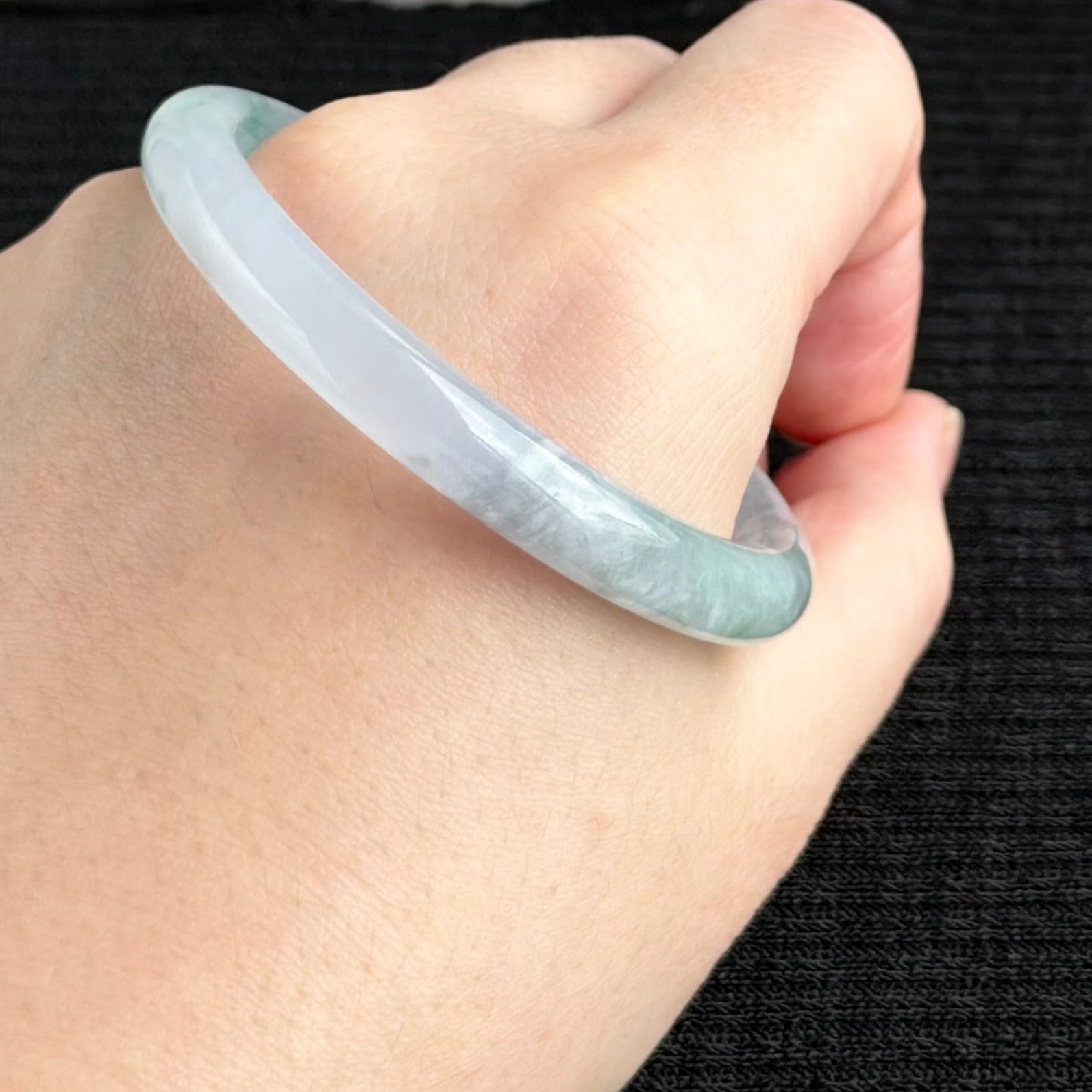 Moonlit Lilac Pines Jadeite Bangle 52.5mm 月下紫松