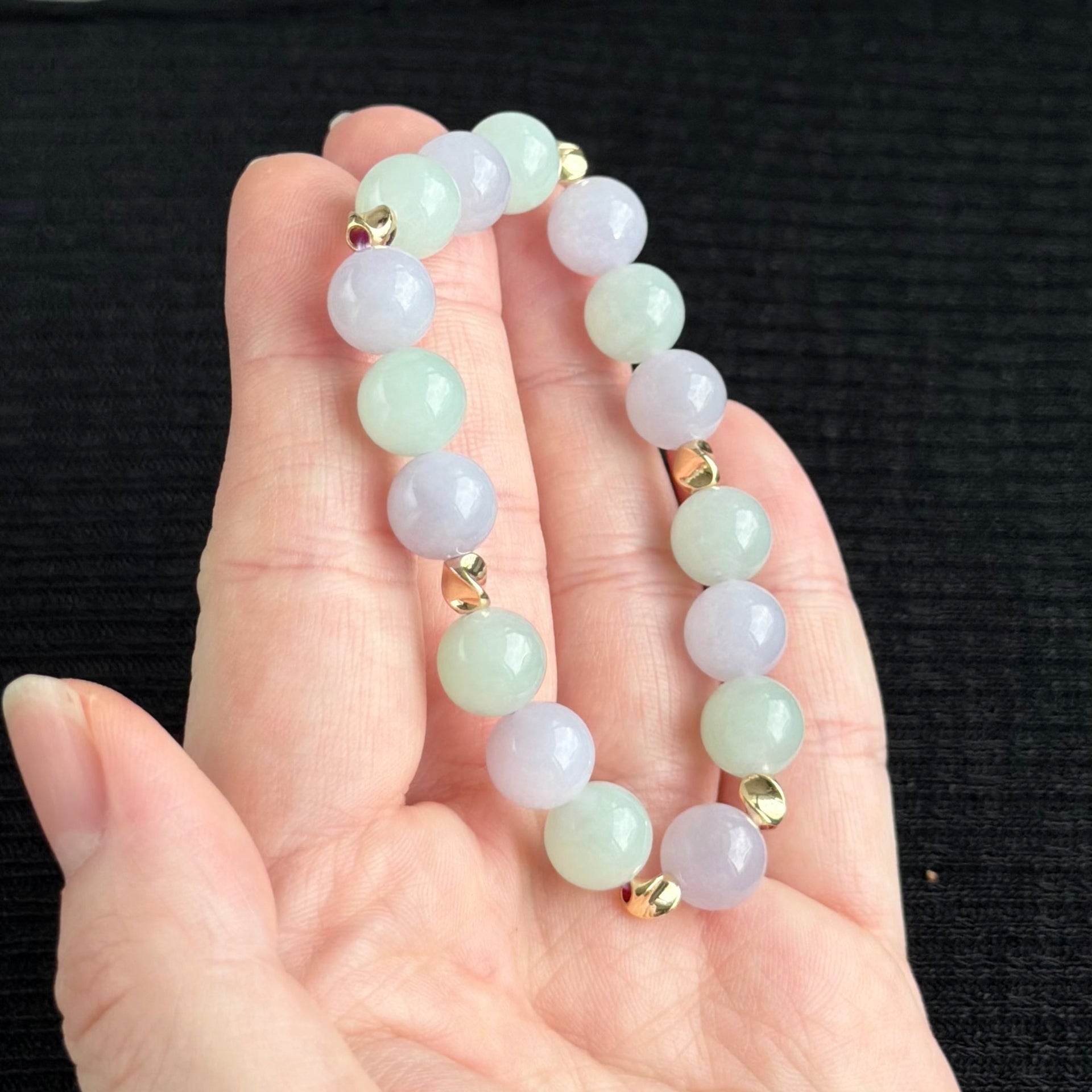 Spring Hush 10mm Jade Bracelet 春静