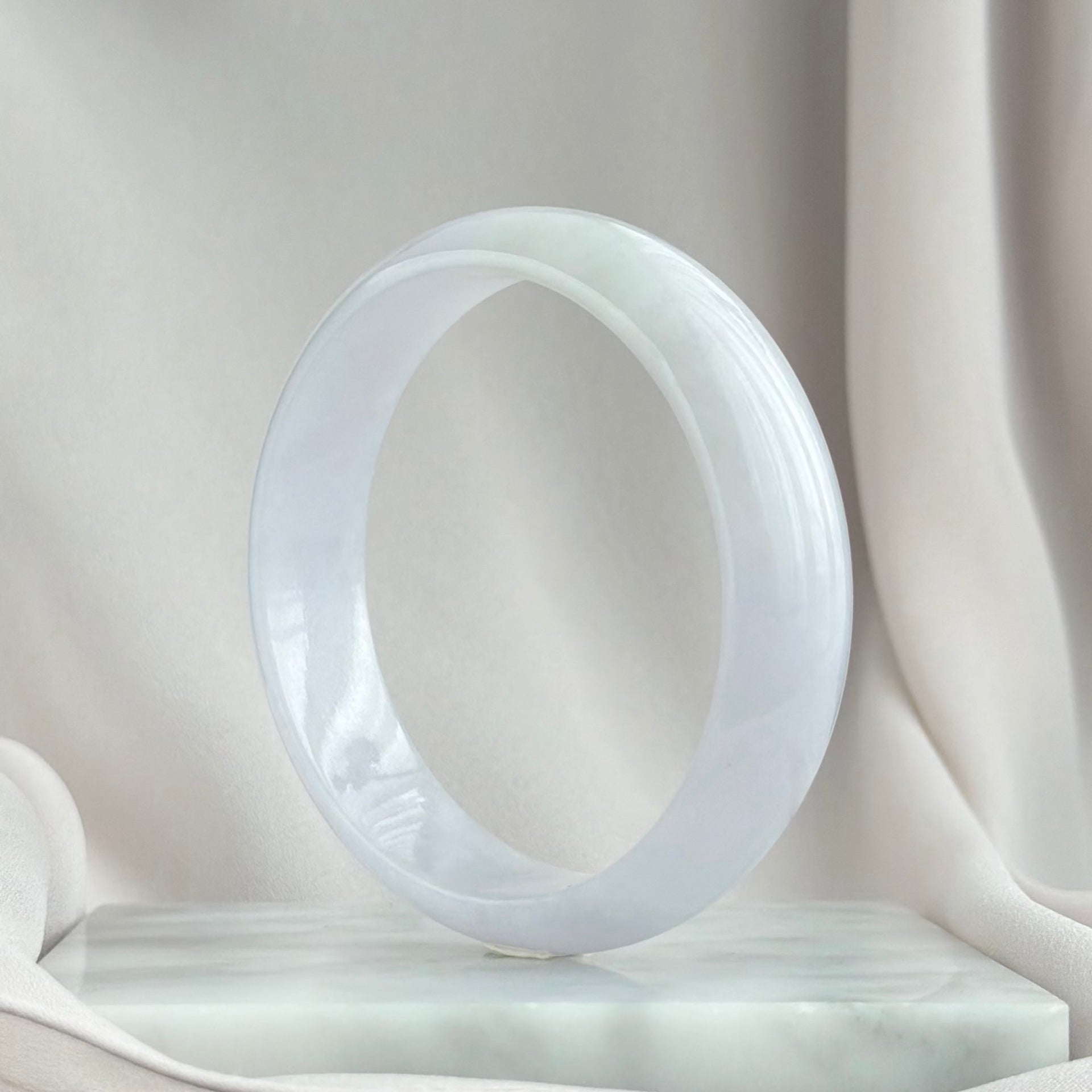 62663 63.3mm Lavender Serenity Jadeite Bangle