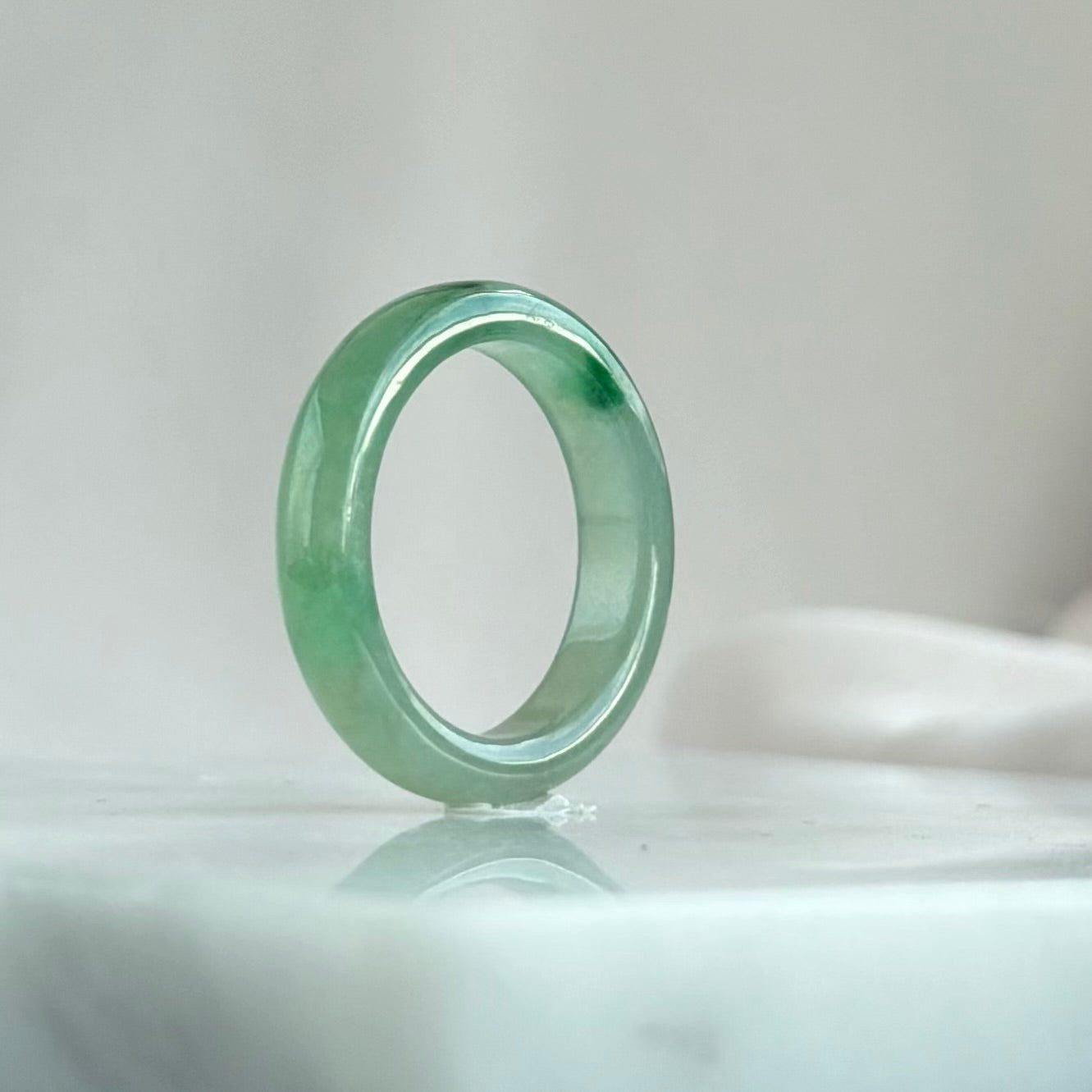 17.8mm Mossy Spring Jadeite Ring 苔春 – ja'dew