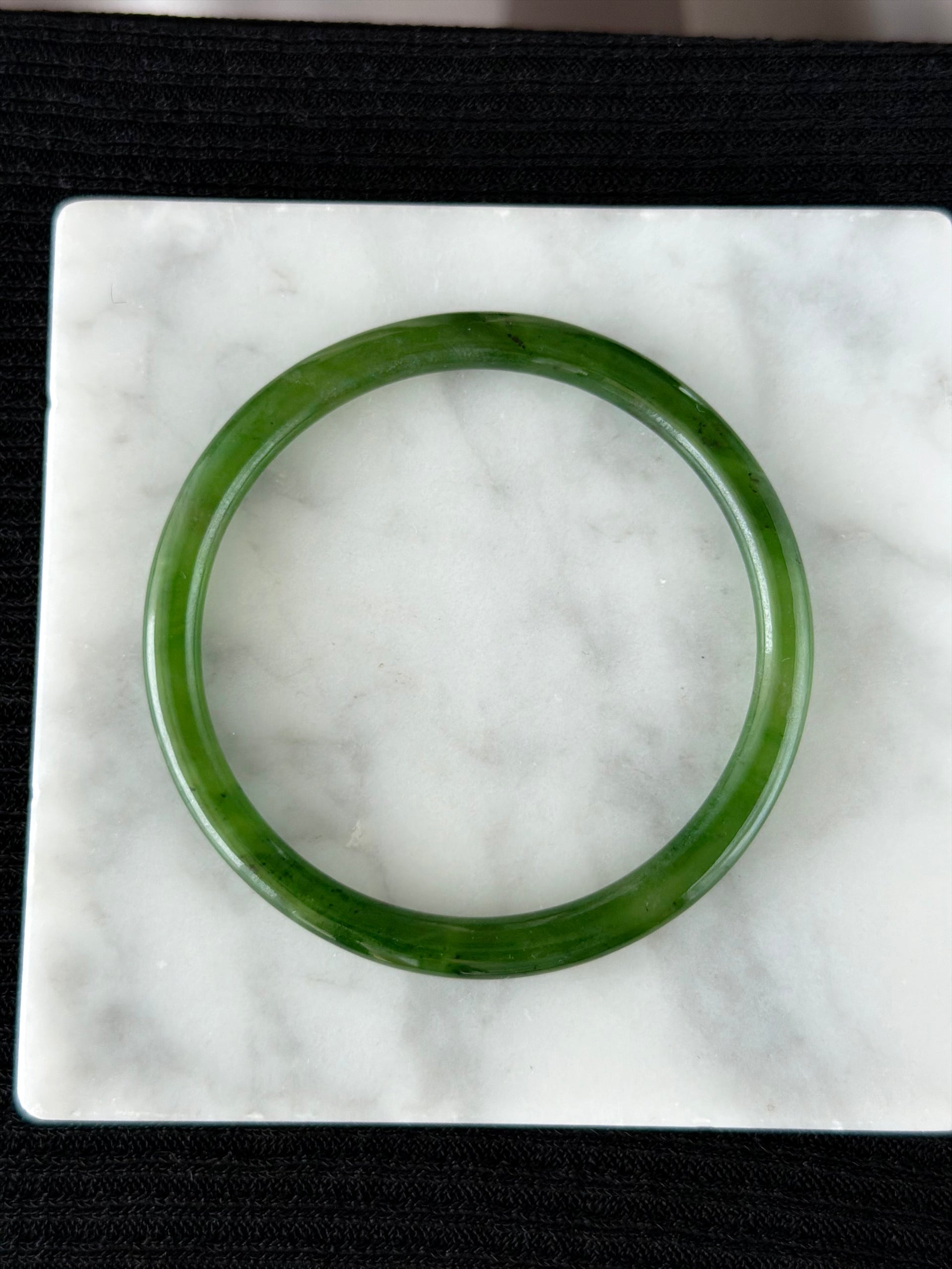 The Ancient Moss Garden 58.6mm Nephrite Bangle 古苑翠苔 (Preview)