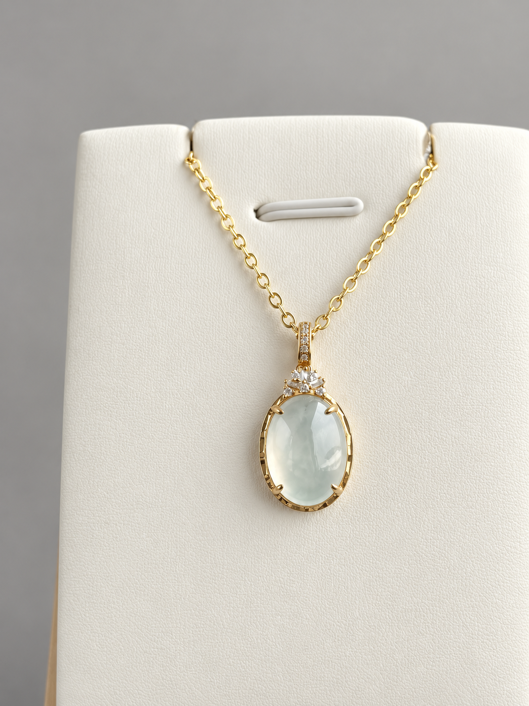 A Heart of Ice Jadeite Pendant 冰心 (Preview)