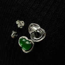 Load image into Gallery viewer, Twin Blossoms Jadeite Earring  双翠凝芳
