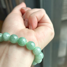Load image into Gallery viewer, 72388 Watery Apple Green Type A Jadeite Beaded Bracelet
