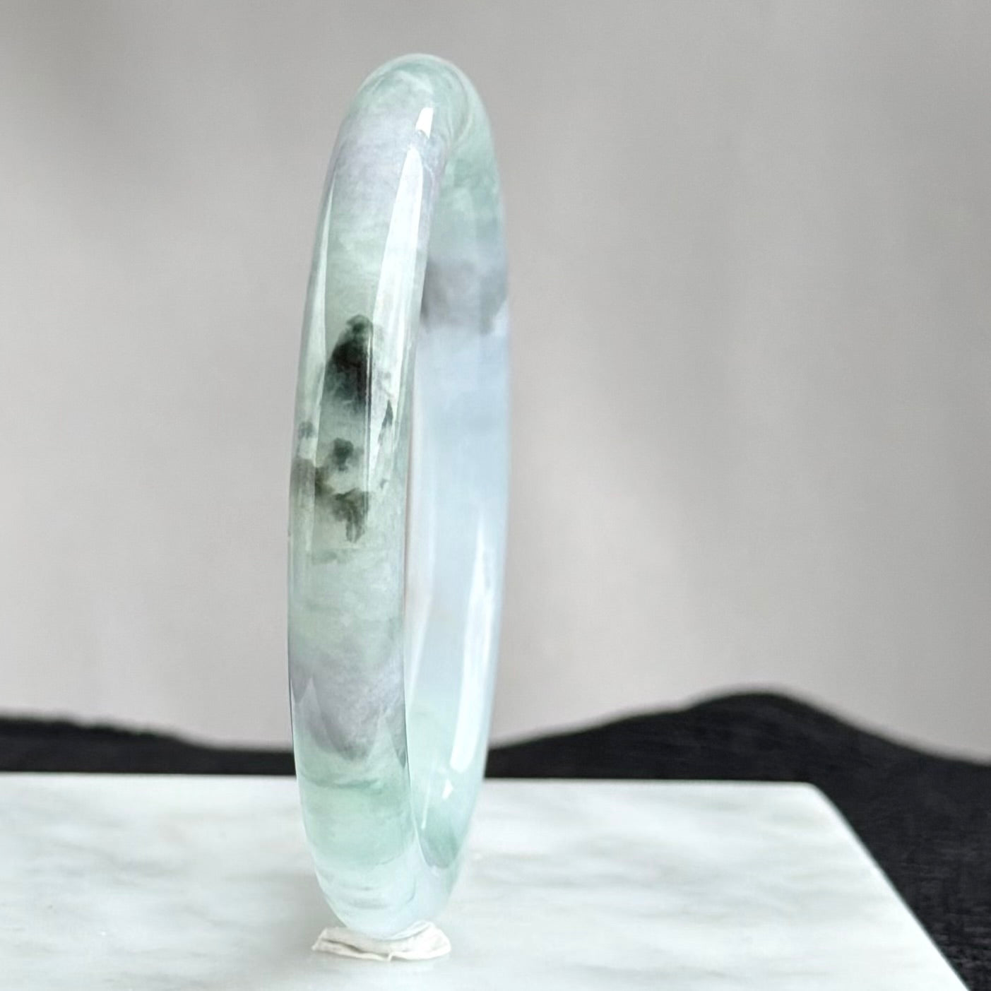 Moonlit Lilac Pines Jadeite Bangle 52.5mm 月下紫松