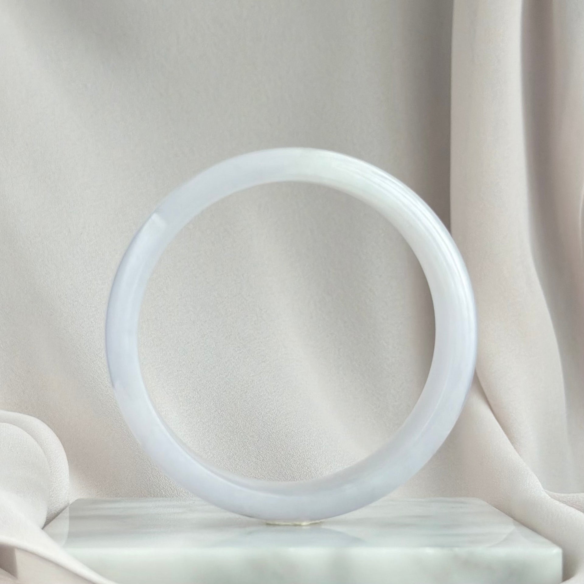 62663 63.3mm Lavender Serenity Jadeite Bangle