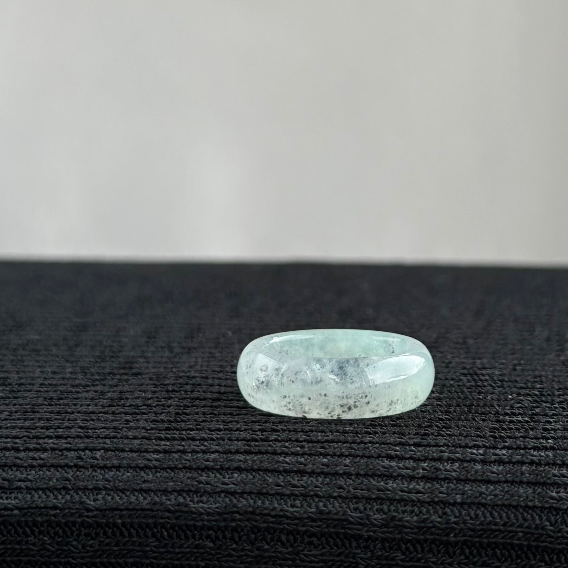 The Stardust Galaxy:  Midnight Mist 20.1mm Jadeite Ring 星辰流光