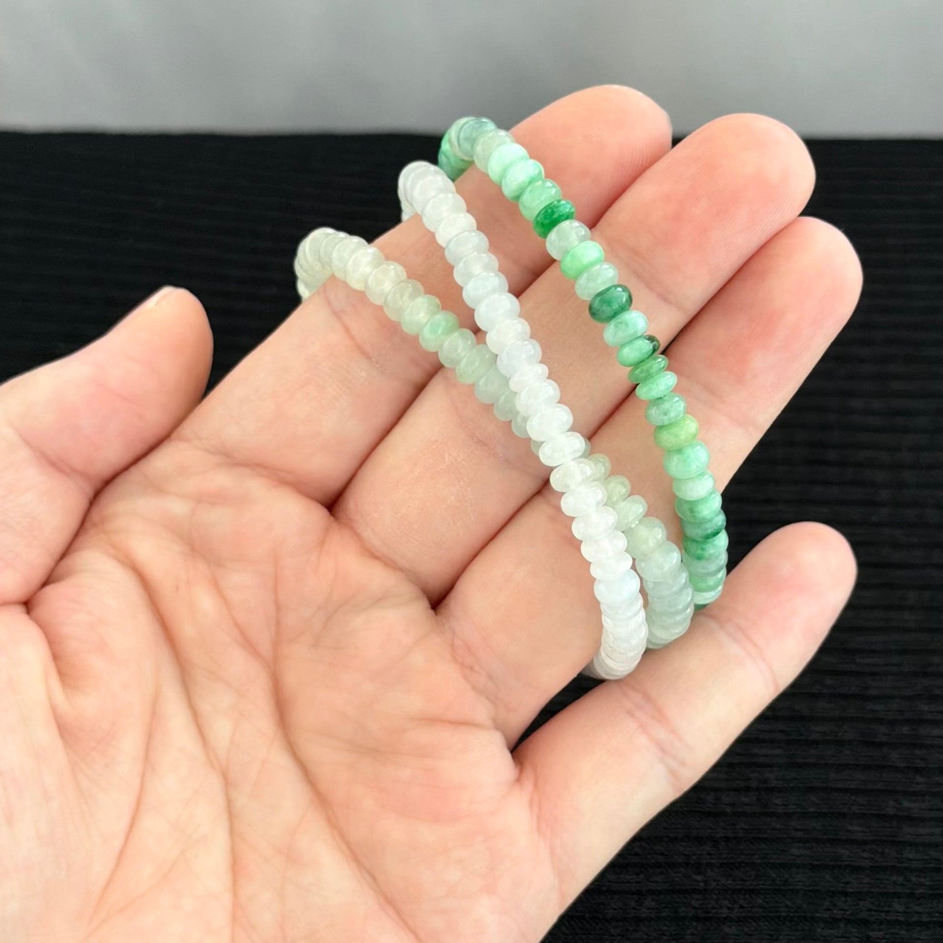 Flow Harmony Jadeite Bracelet 流韵之环