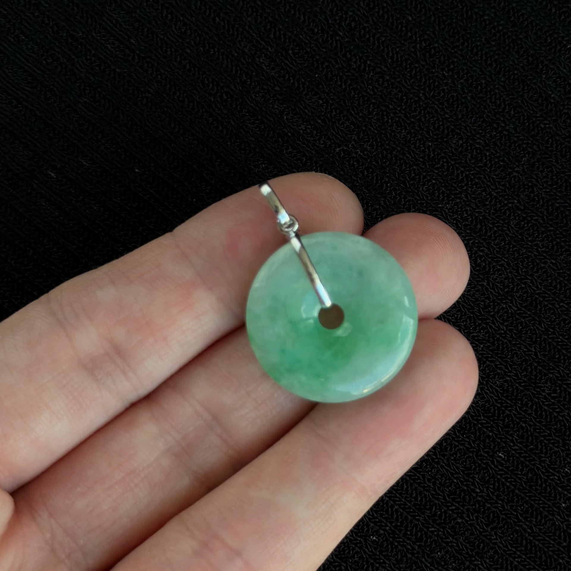 Bright Apple Green Jadeite Pendant 阳绿春晖