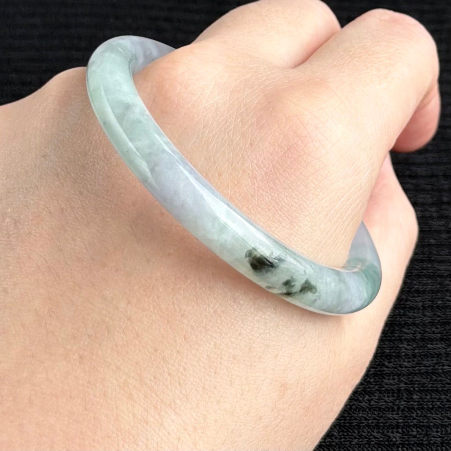 Moonlit Lilac Pines Jadeite Bangle 52.5mm 月下紫松