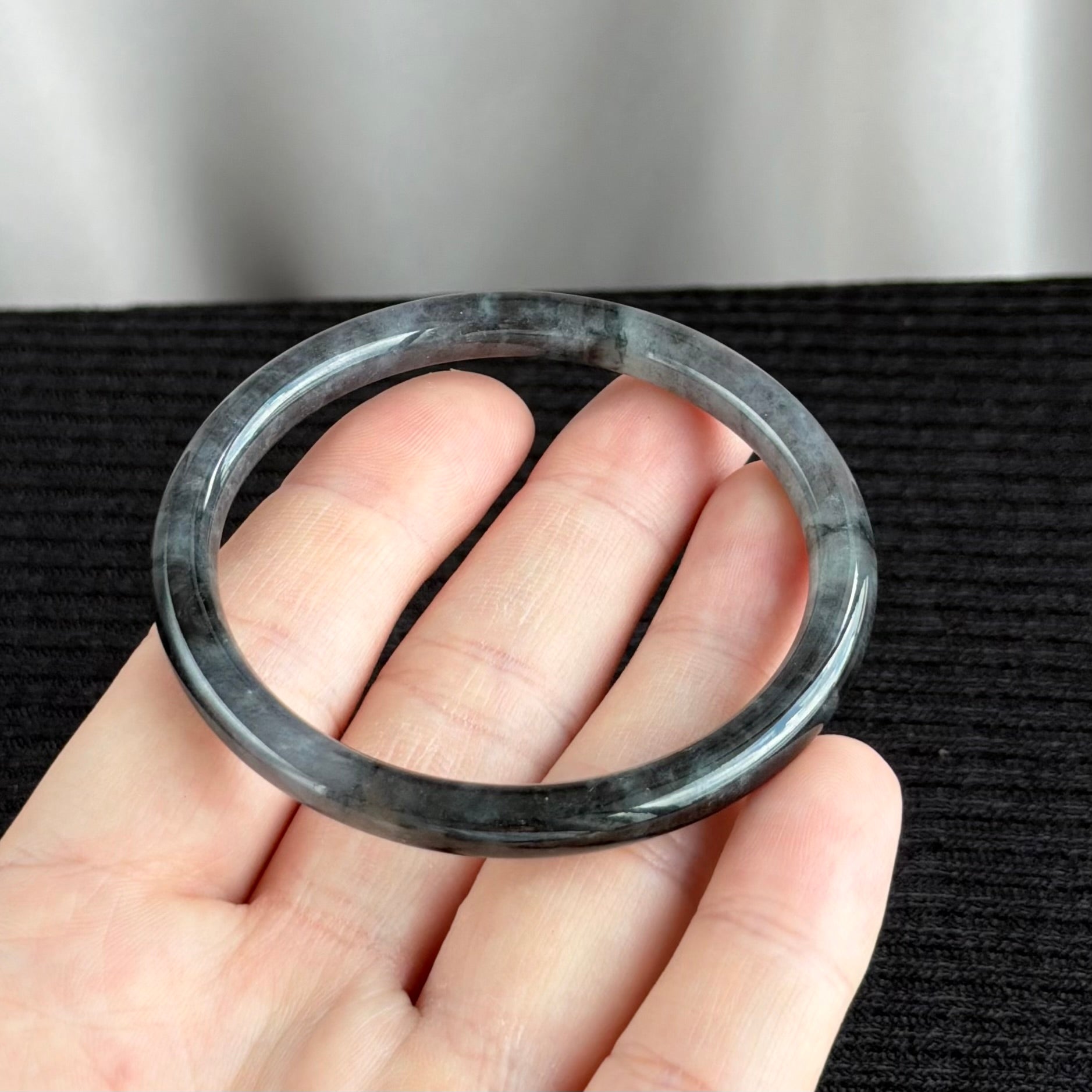Ink Veil — Slim Jadeite Bangle 54.8mm 墨纱