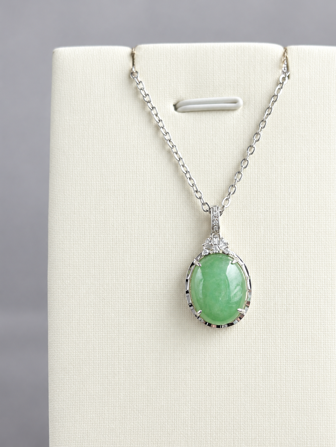 Jade Spring Vase Jadeite Pendant 玉壶春 (Preview)