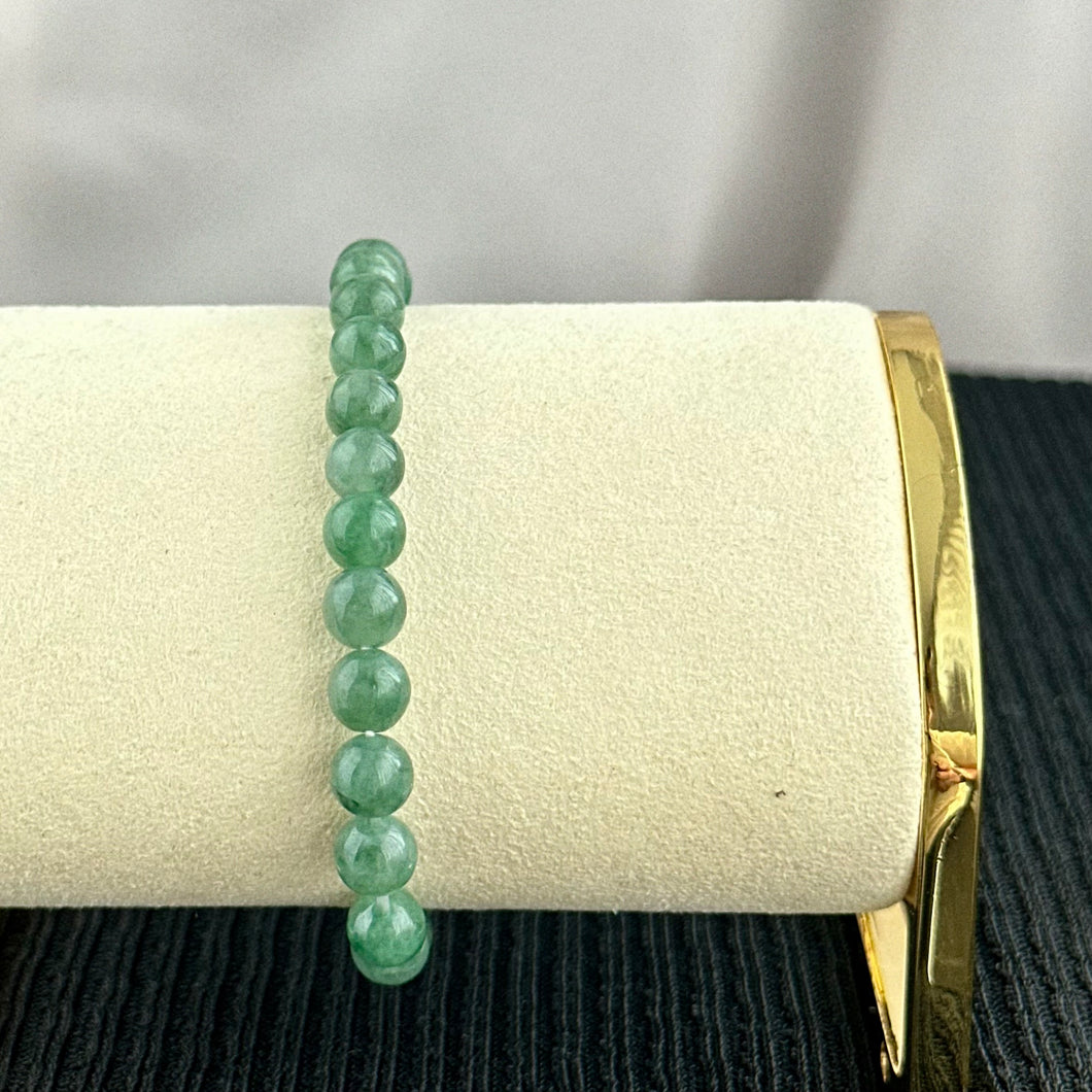 Pavilion of Leaves 7.0mm Jadeite Bracelet 青叶亭