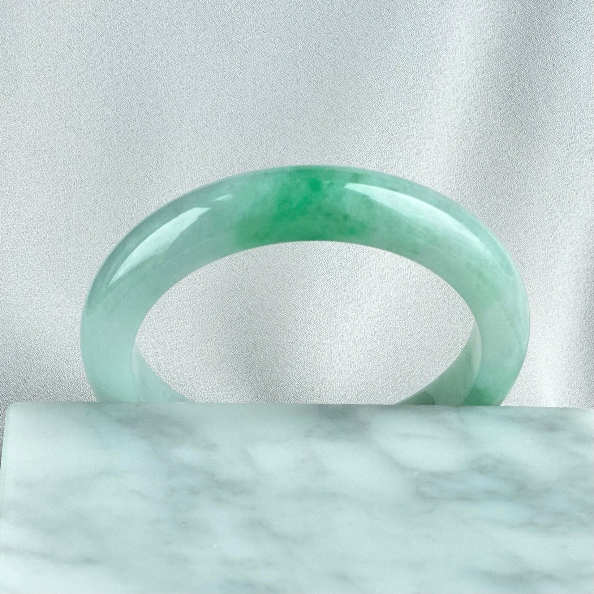 10757 57.4mm Ice Fu Rong Moss in Snow Jadeite Bangle
