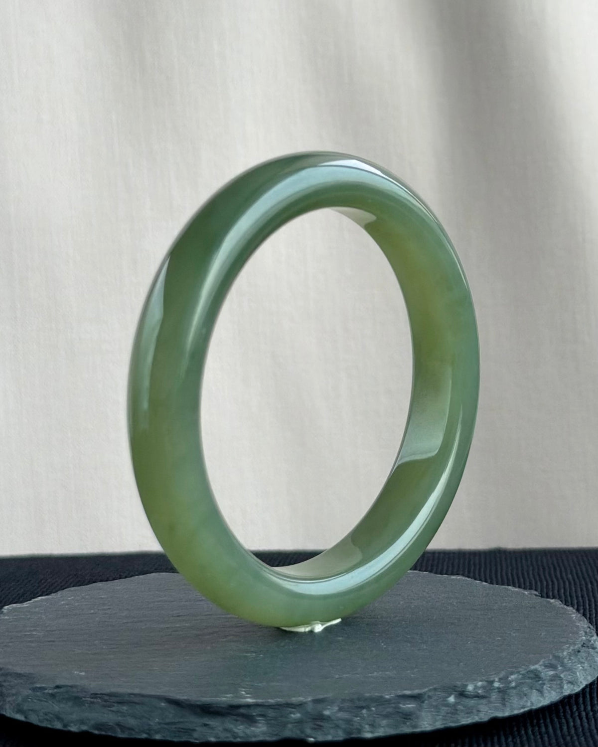 The Kyoto Bamboo Grove 56.0mm Nephrite Bangle 京都竹林