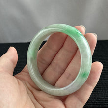 Load image into Gallery viewer, Green Horizon Jadeite Bangle 55.0mm 翠光天际
