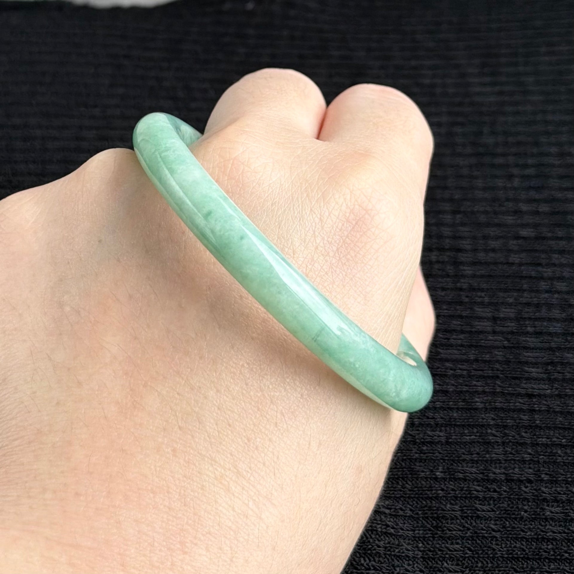 Aegean Sea Mist Jadeite Bangle 56.0mm 琴海轻雾