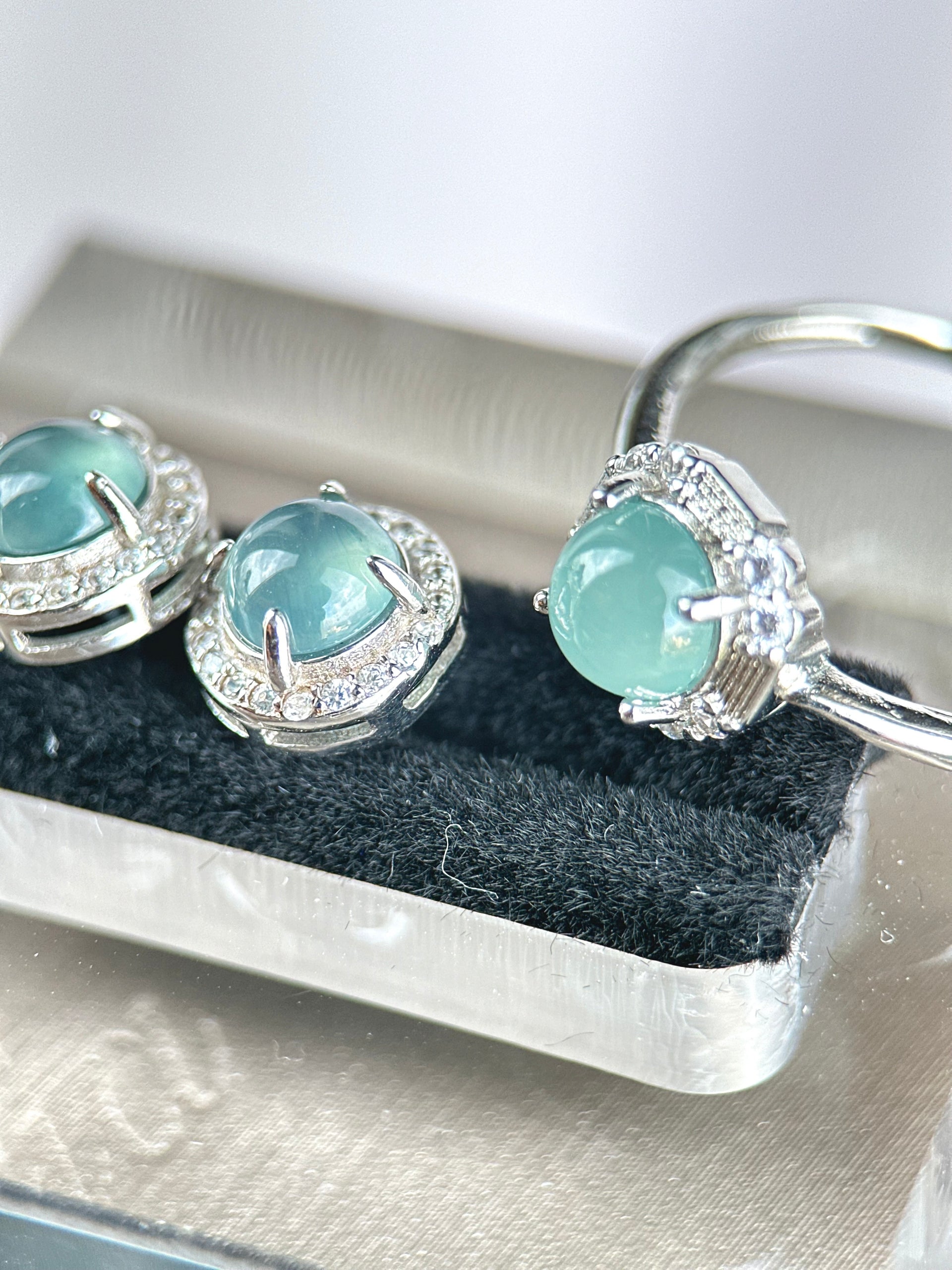 101888 Highly Translucent Sky Blue Jadeite Stud Earring and Ring