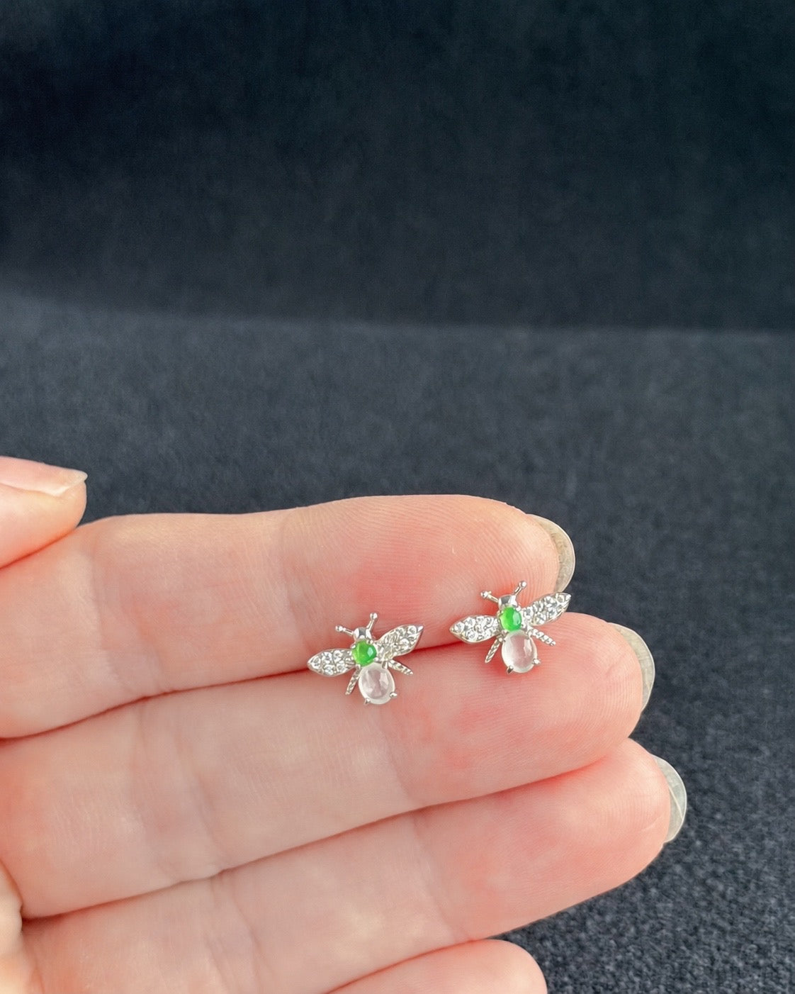 The Honeydrop Bee Earrings 蜜语小蜂
