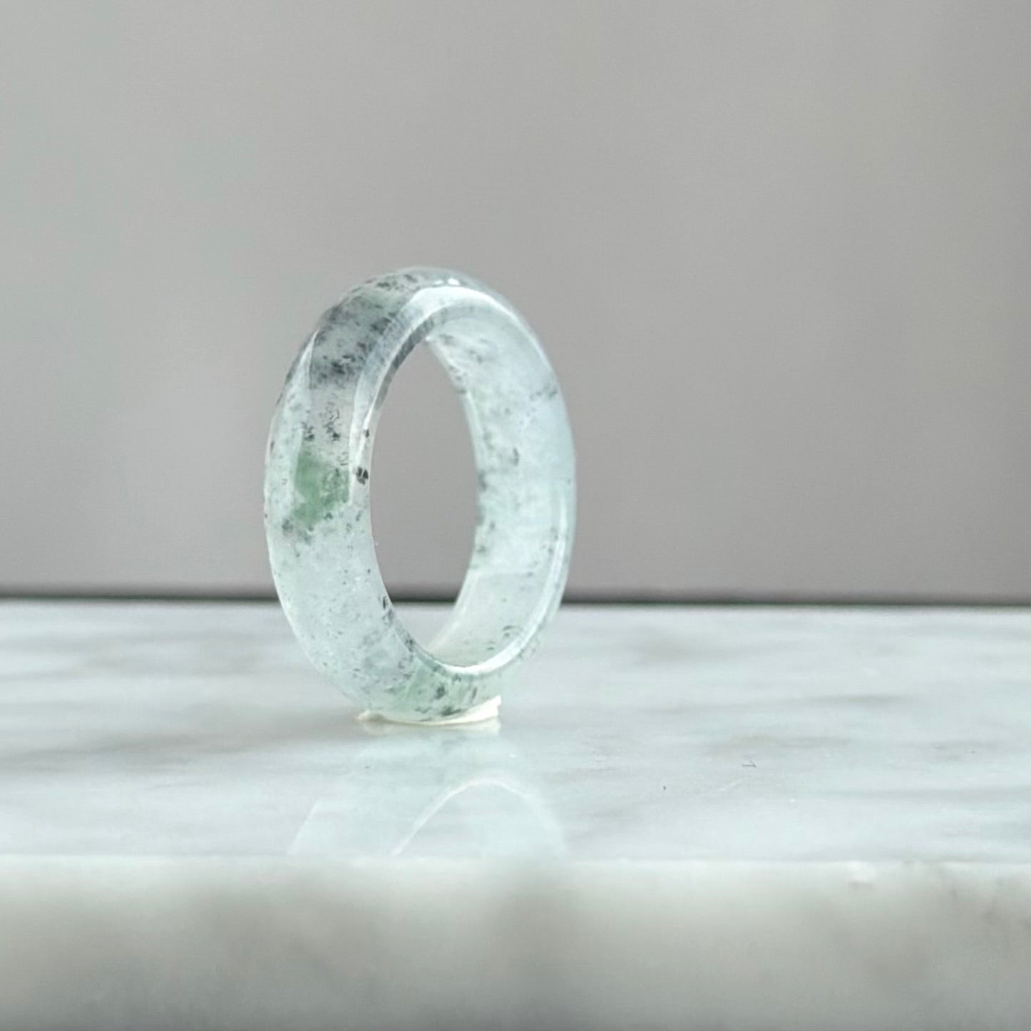 The Stardust Galaxy: Lunar Shadow 20.1mm Jadeite Ring 星辰流光