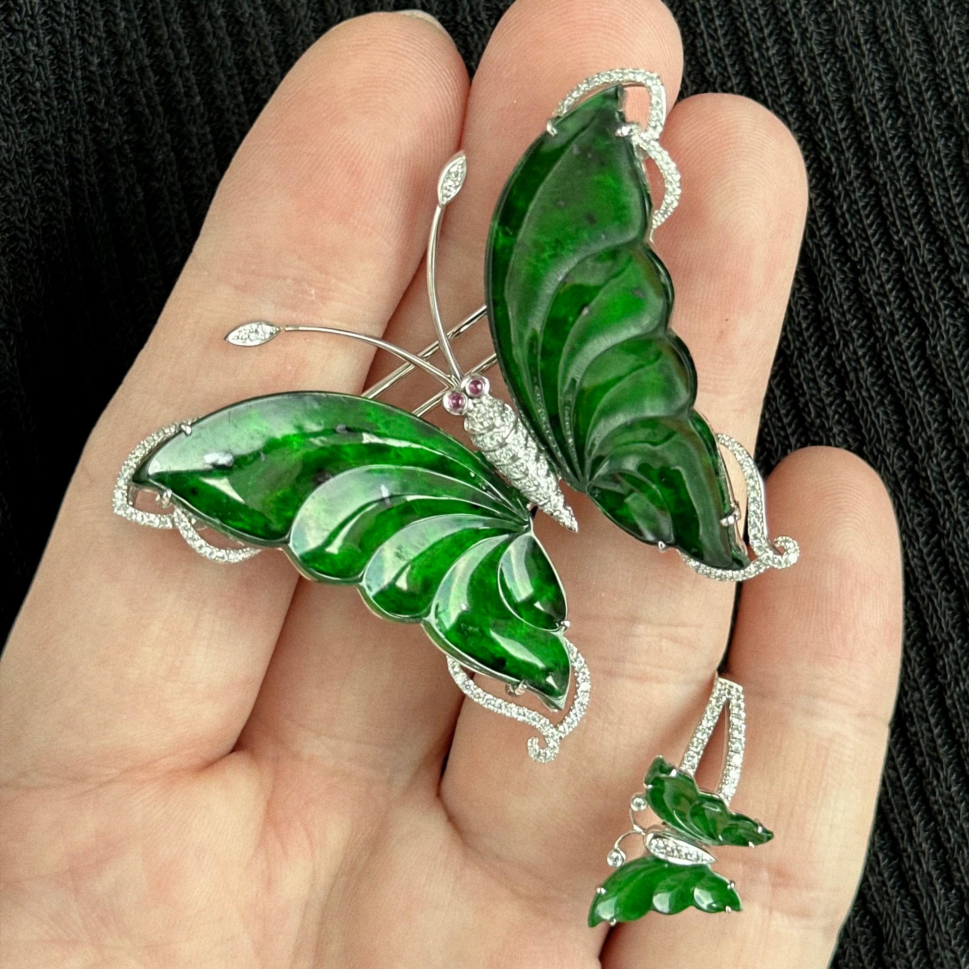 Imperial Flutter Jadeite Brooch 帝绿蝶影