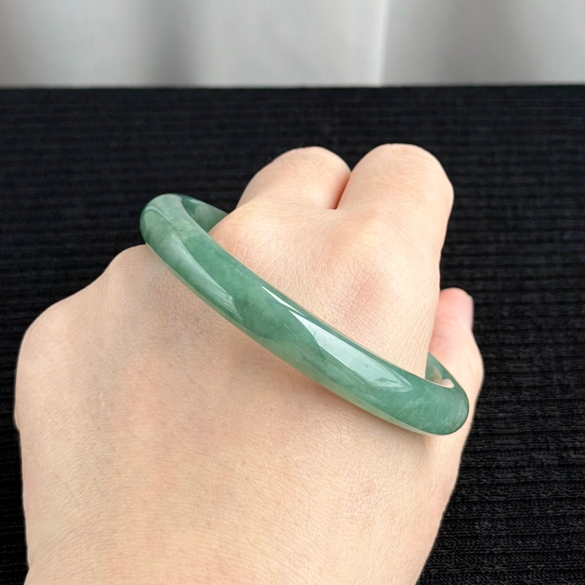 Misty Morning at the Bamboo Forest 56.0mm Jadeite Bangle 翠竹晨雾
