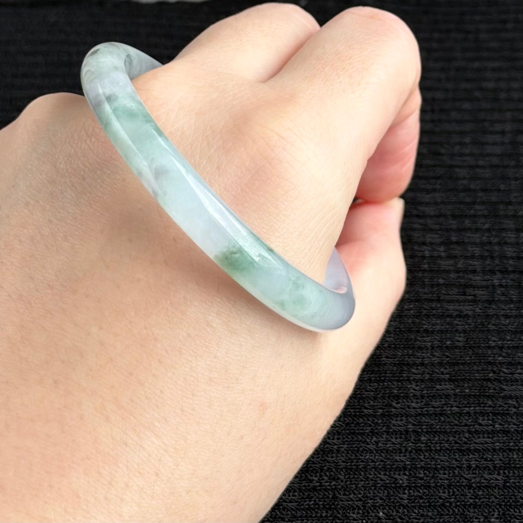 Moonlit Lilac Pines Jadeite Bangle 52.5mm 月下紫松