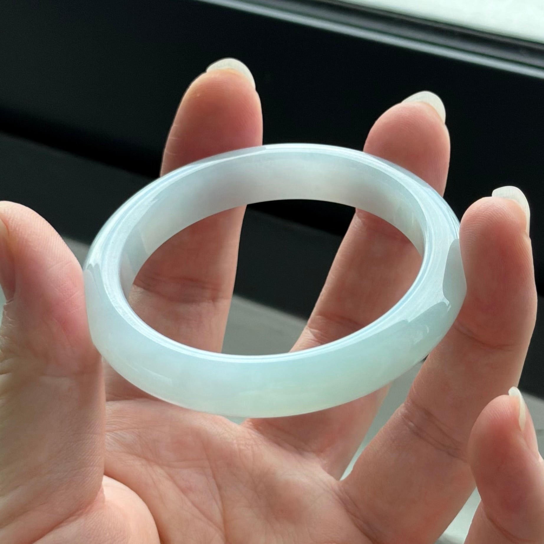 Veil of the Jade Sea Jadeite Bangle 52.6mm 玉海轻纱