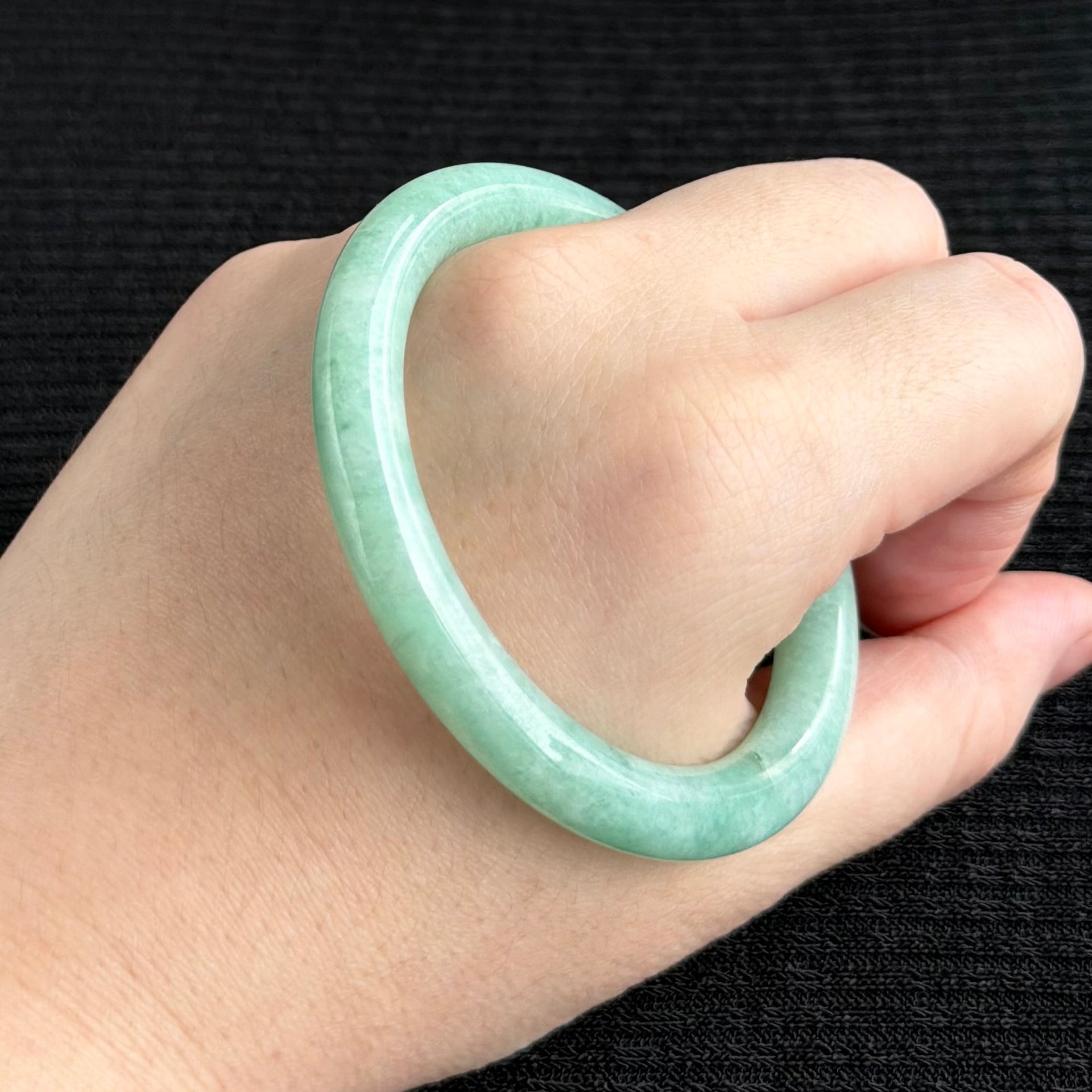 Aegean Sea Mist Jadeite Bangle 56.0mm 琴海轻雾