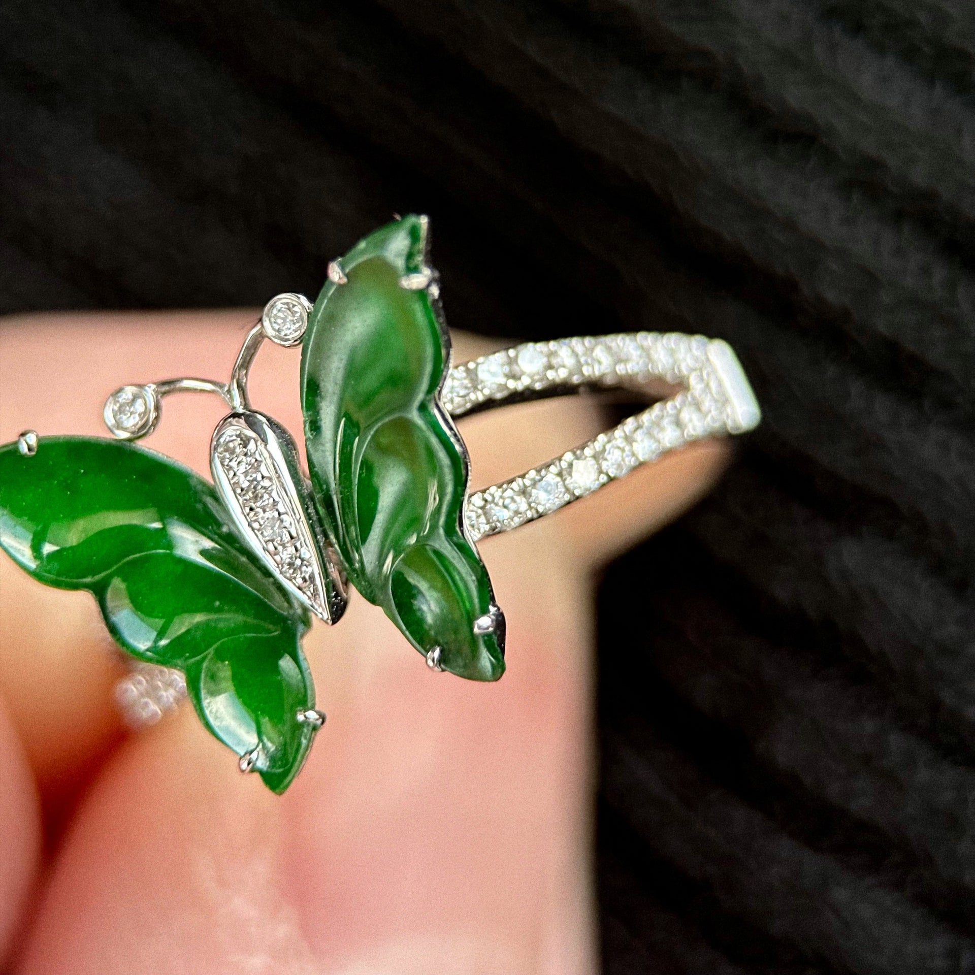 Imperial Flutter Jadeite Ring 帝绿蝶影