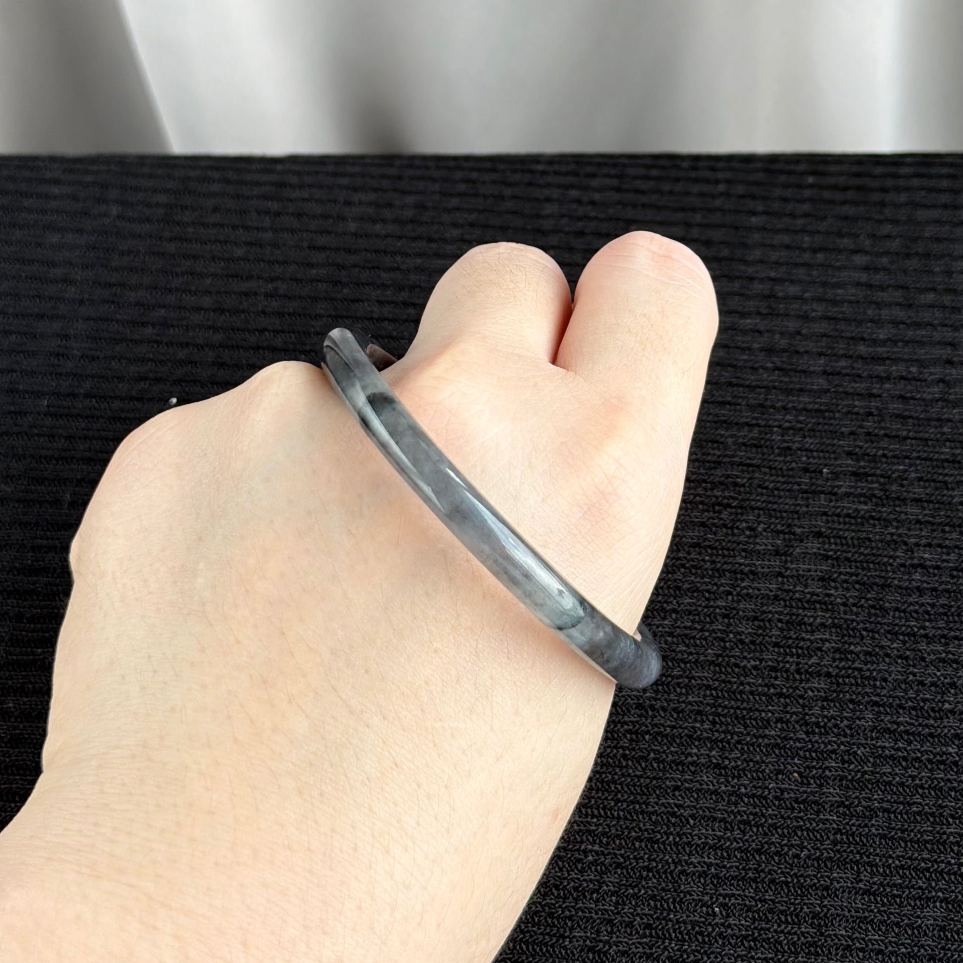 Ink Veil — Slim Jadeite Bangle 54.8mm 墨纱