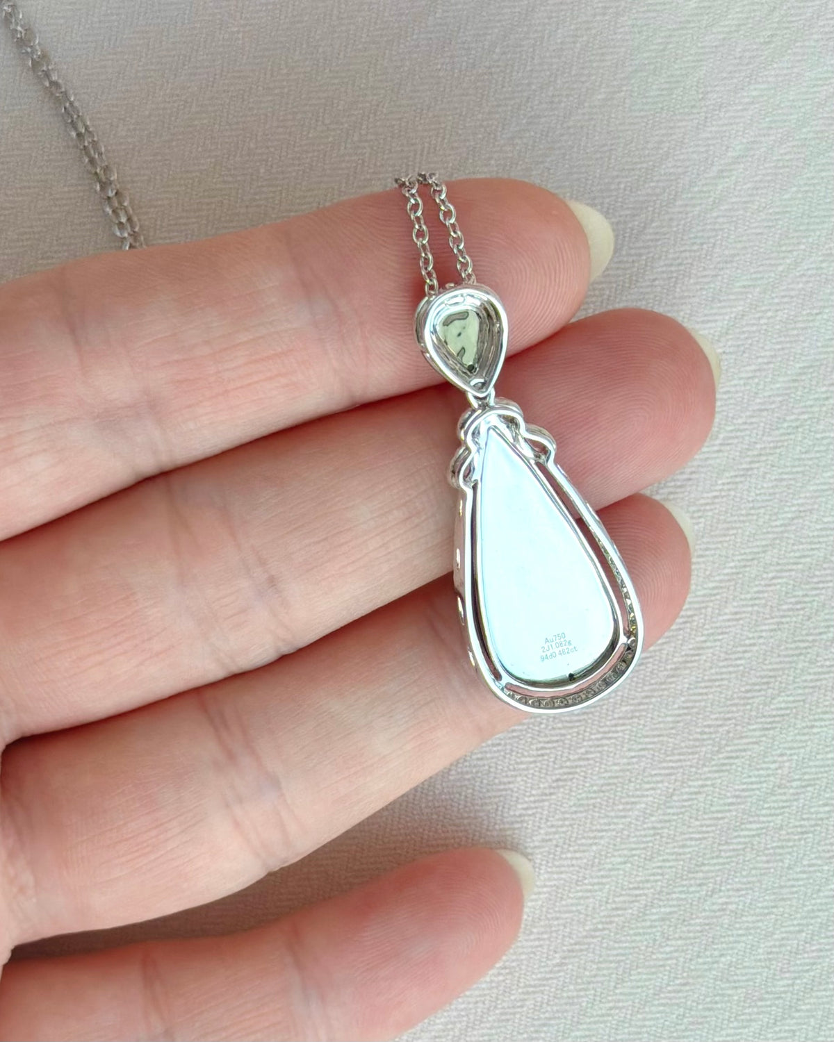 Imperial Emerald Jade Pendant 帝王凝露 (Preview)