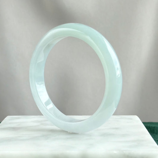 Veil of the Jade Sea Jadeite Bangle 52.6mm 玉海轻纱
