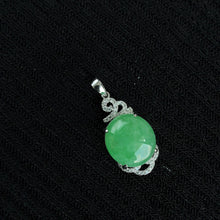 Load image into Gallery viewer, Heart of Spring Jadeite Pendant 春心如玉
